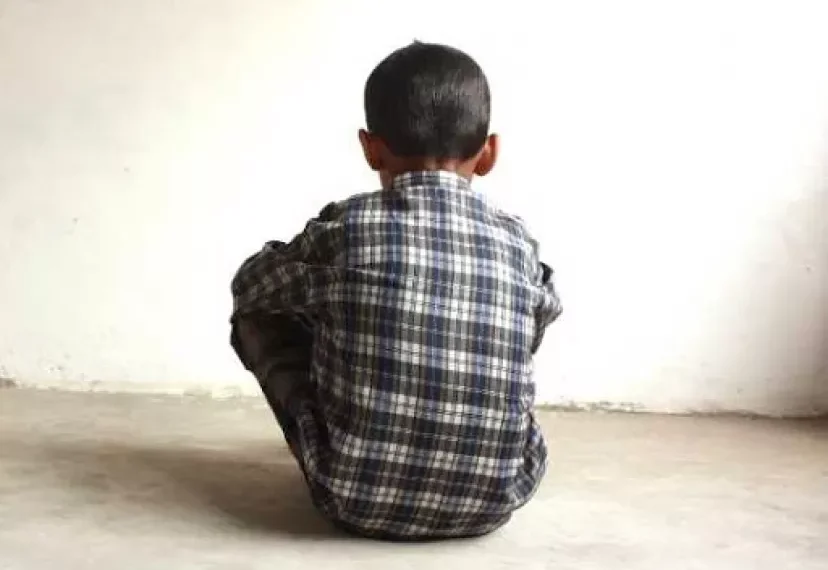 Buscan familia adoptante para un niño de dos años