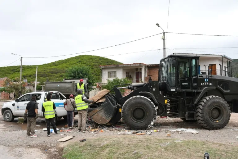 La Municipalidad efectuó un nuevo operativo de descacharrado en zona sudeste