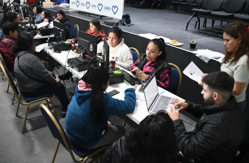 Se abren las inscripciones para terminar el secundario con el programa ‘Adultos 2000’