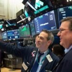 El riesgo país perfora la barrera de los 600 puntos básicos y vuelve a valores que no se veían desde enero