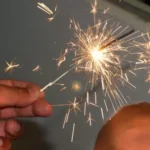 Salud Pública recomienda extremar cuidados en niños para evitar quemaduras durante las fiestas