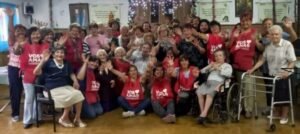 Lanzan la campaña “Soledad Cero” para acompañar a adultos mayores durante las fiestas