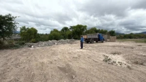 Detectan nuevos casos de gente arrojando residuos en el río