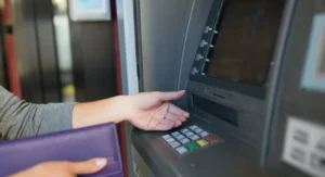 A partir del martes acreditan el aguinaldo a estatales