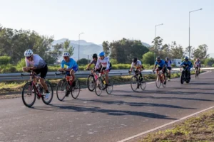 Cerca de 700 deportistas participaron del Triatlón de la Cumbre
