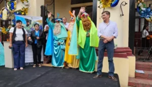 Más de mil personas participaron de la llegada de los Reyes Magos
