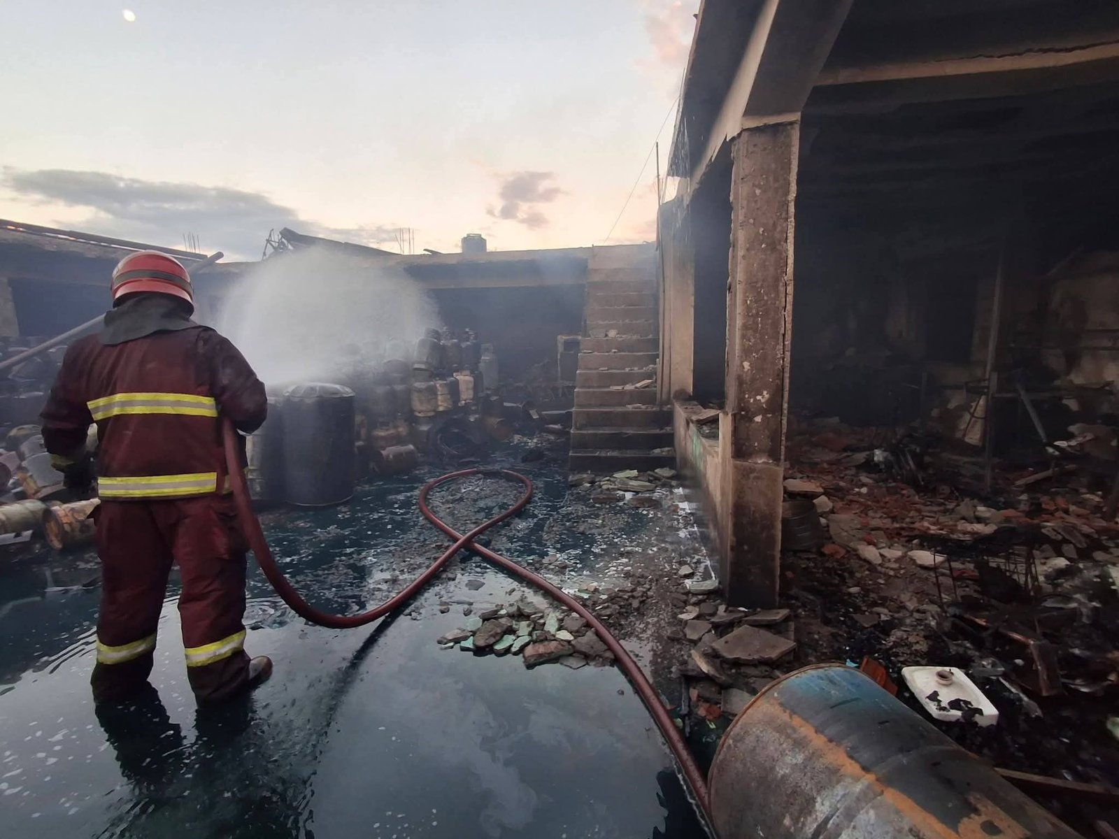 El incendio de Ruta 26 afectó una veterinaria y varios animales murieron