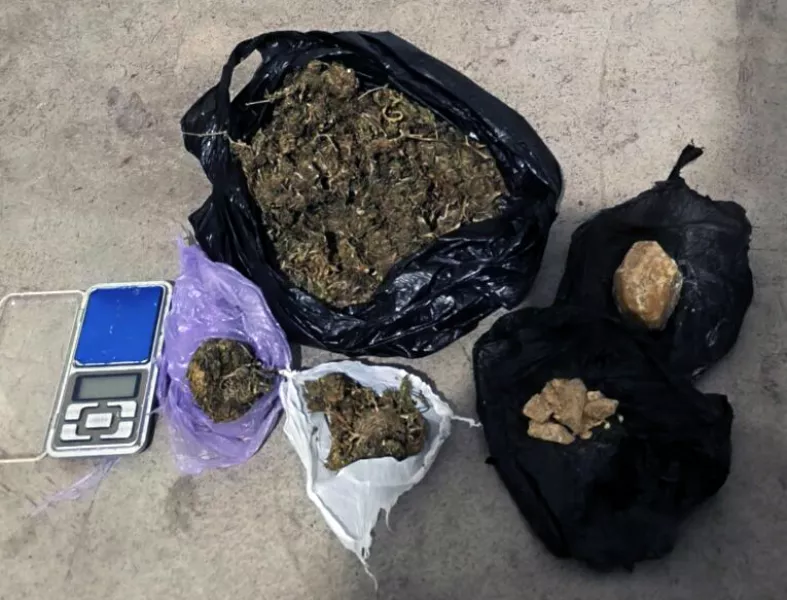 Incautaron más de 1000 dosis de droga en barrio Santa Ana
