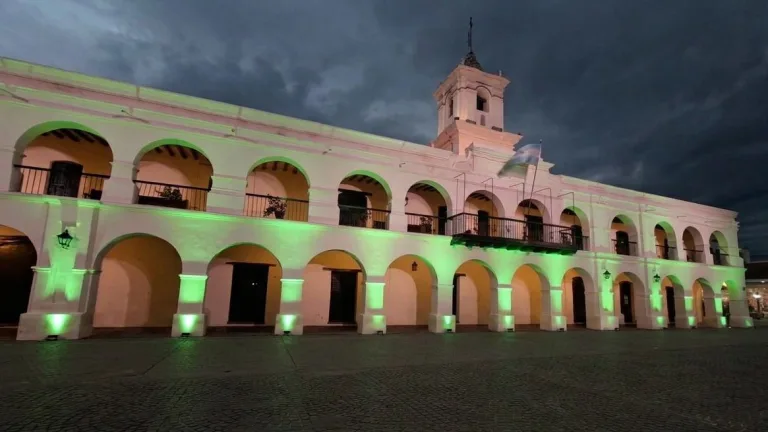 Hoy el Cabildo Histórico se iluminará de verde