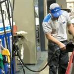 YPF define nuevos aumentos y estiman un atraso de más del 15%