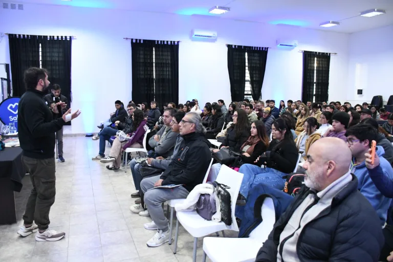 Se puso en marcha la Diplomatura en Periodismo Deportivo