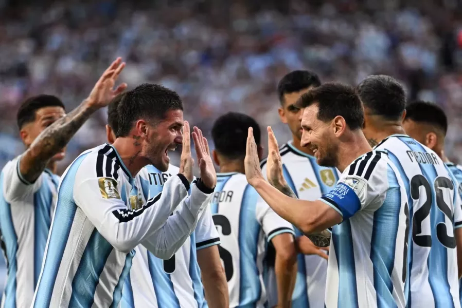 A qué hora juega la Selección Argentina