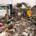 La Municipalidad limpiĂł un baldĂo ocupado indebidamente en el barrio 26 de Marzo