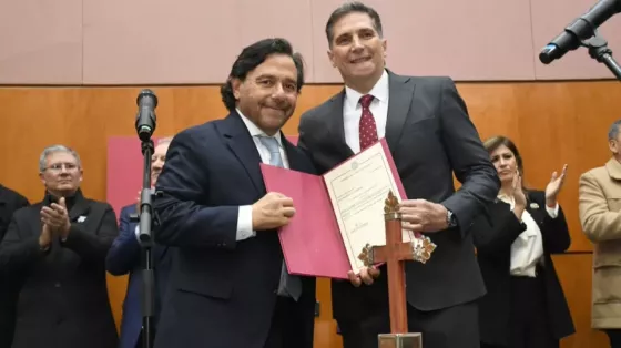 El gobernador Sáenz tomó juramento al nuevo ministro de Seguridad, Nicolás Avellaneda