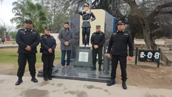 La Escuela de Suboficiales de la PolicÃa celebró su 34° aniversario