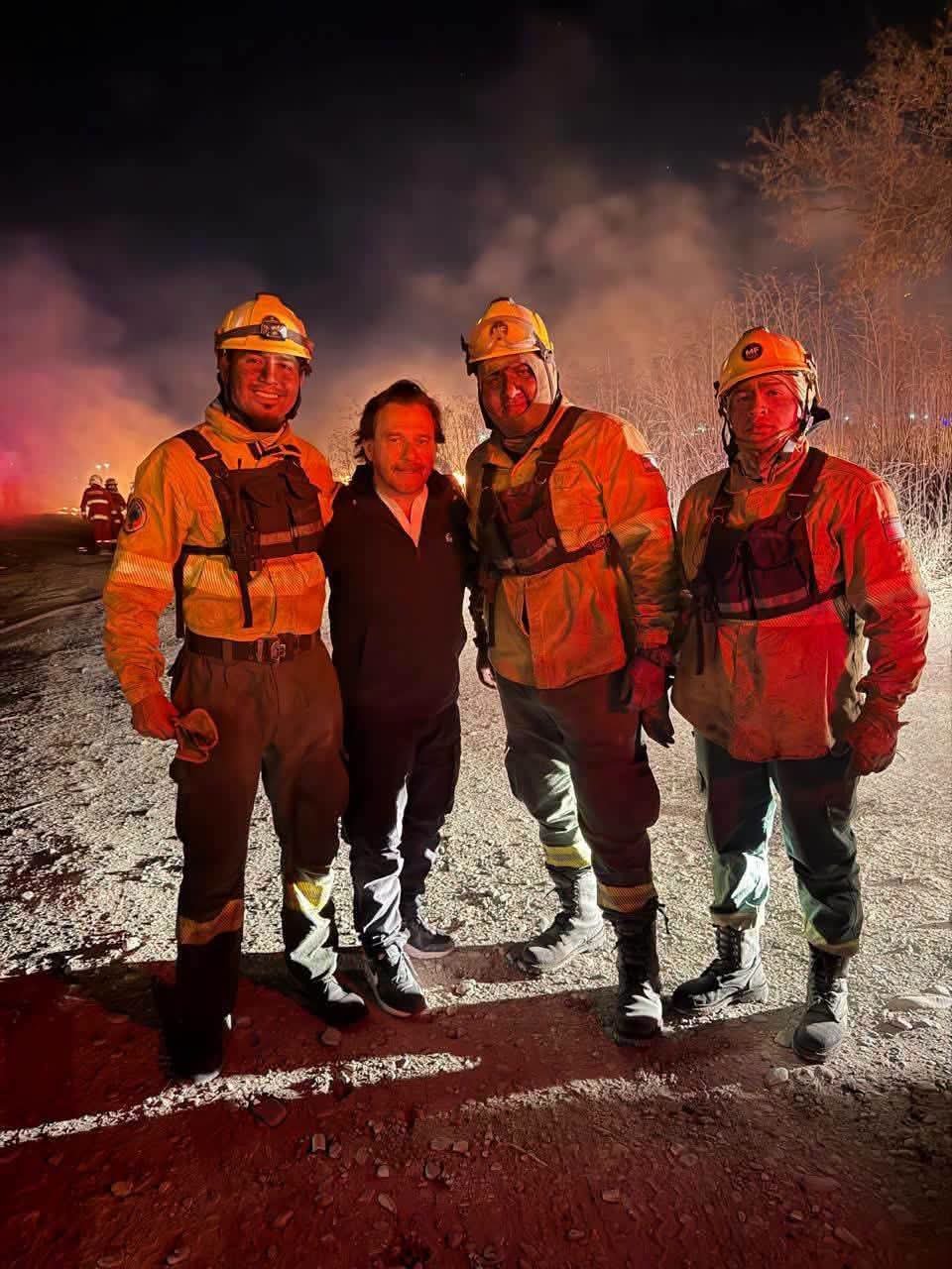 Gustavo Sáenz recorrió las zonas afectadas por los incendios y pidió a los salteños extremar los cuidados