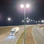Más seguridad: la Municipalidad instala luces LED en el Acceso Norte