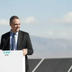 Manuel Adorni renunciĂł al directorio de YPF