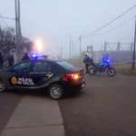 Un hombre falleciĂł durante el incendio de una casilla en barrio Grand Bourg