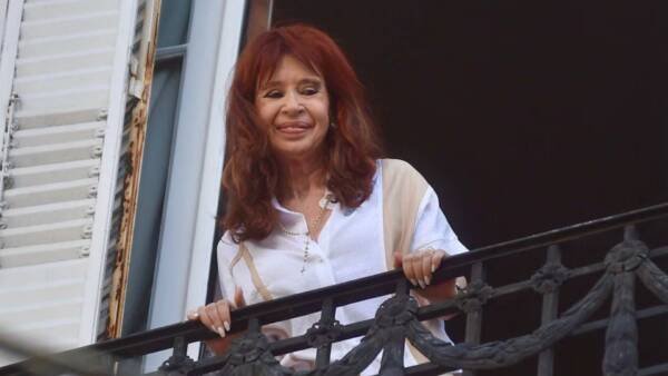 Causa Vialidad: La Justicia embargó el departamento de San José 1111 de Cristina Kirchner
