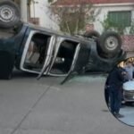 Violento choque en Salta entre una camioneta de Infantería y un auto: 4 uniformados heridos
