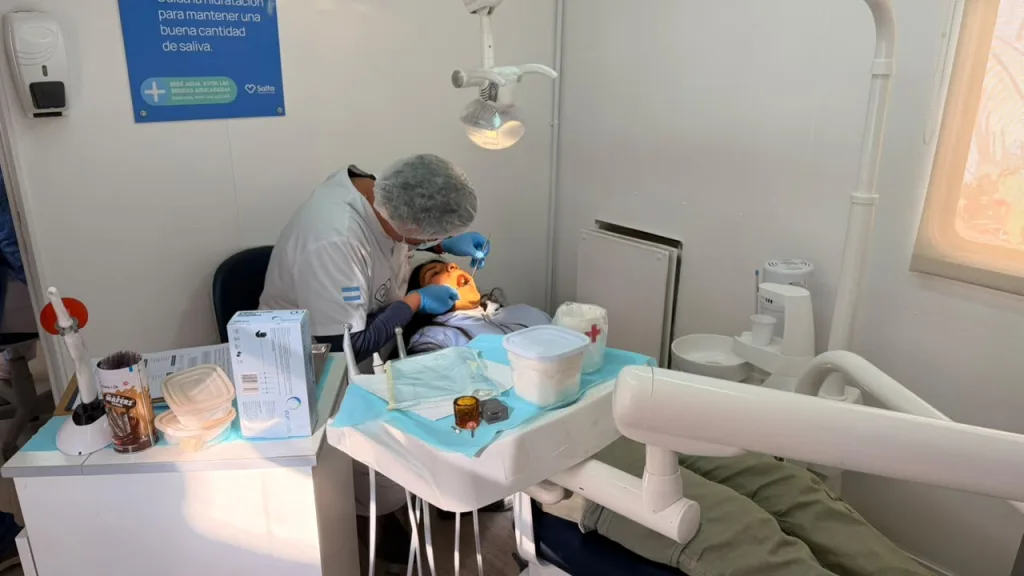Hasta septiembre el Móvil Odontológico estará en la Escuela de Emprendedores