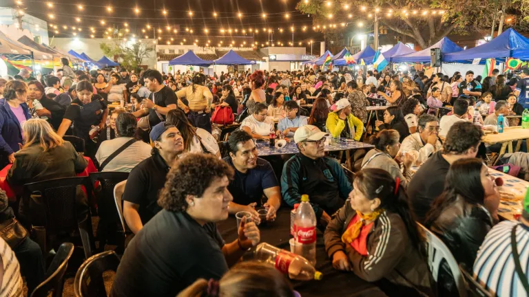 Más de 5 mil personas disfrutaron de la Serenata a Bolivia en el Dino Saluzzi