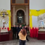 Las imágenes peregrinas del Milagro fueron recibidas en el cementerio De la Santa Cruz