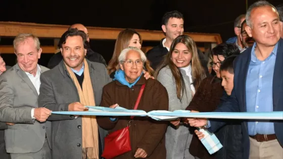 ”Las obras trascienden a los gobiernos”: Sáenz habilitó el nuevo puente de Vaqueros tras décadas de espera