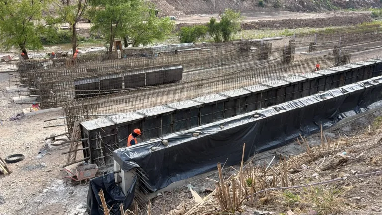 Conocé cómo avanzan las obras del nuevo puente de Santa Lucía