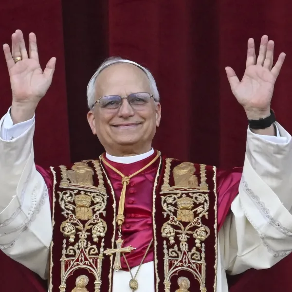 La operación del papa León XIV concluyó con éxito