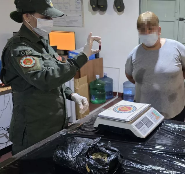 Secuestraron más de 10 kilos de marihuana en Orán