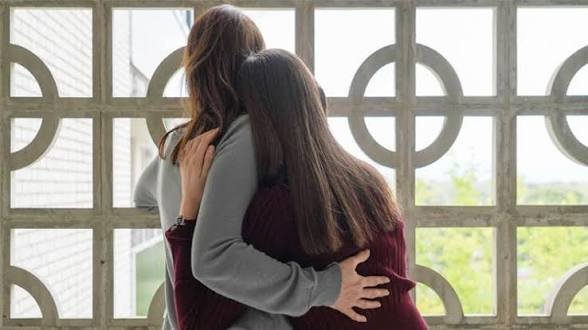 Una adolescente de 15 años sueña con encontrar una familia