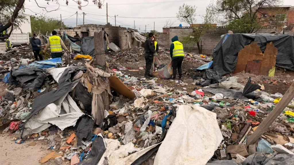 La Municipalidad erradicó un foco infeccioso en el barrio Fraternidad